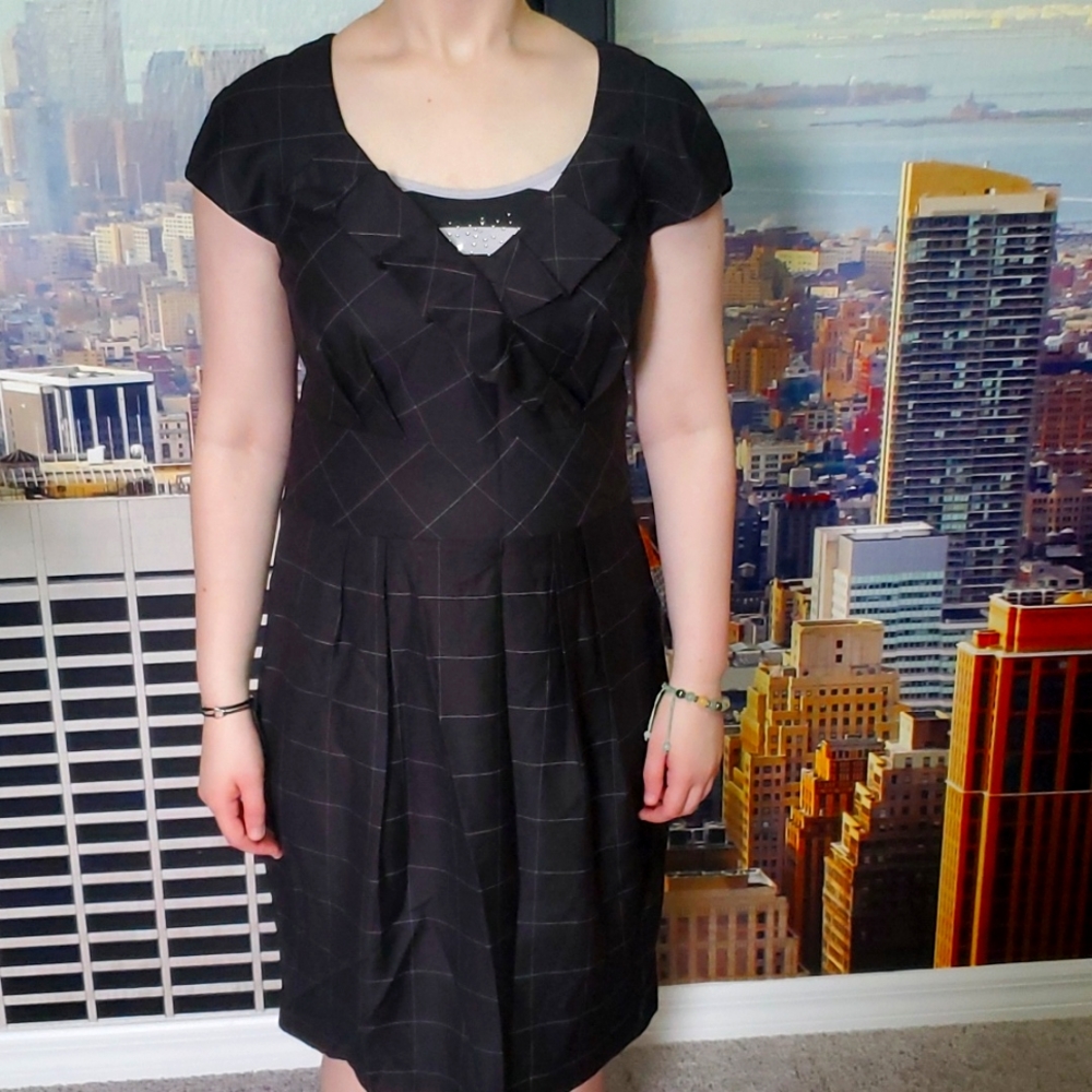 Jones New York black woman's dress size 12